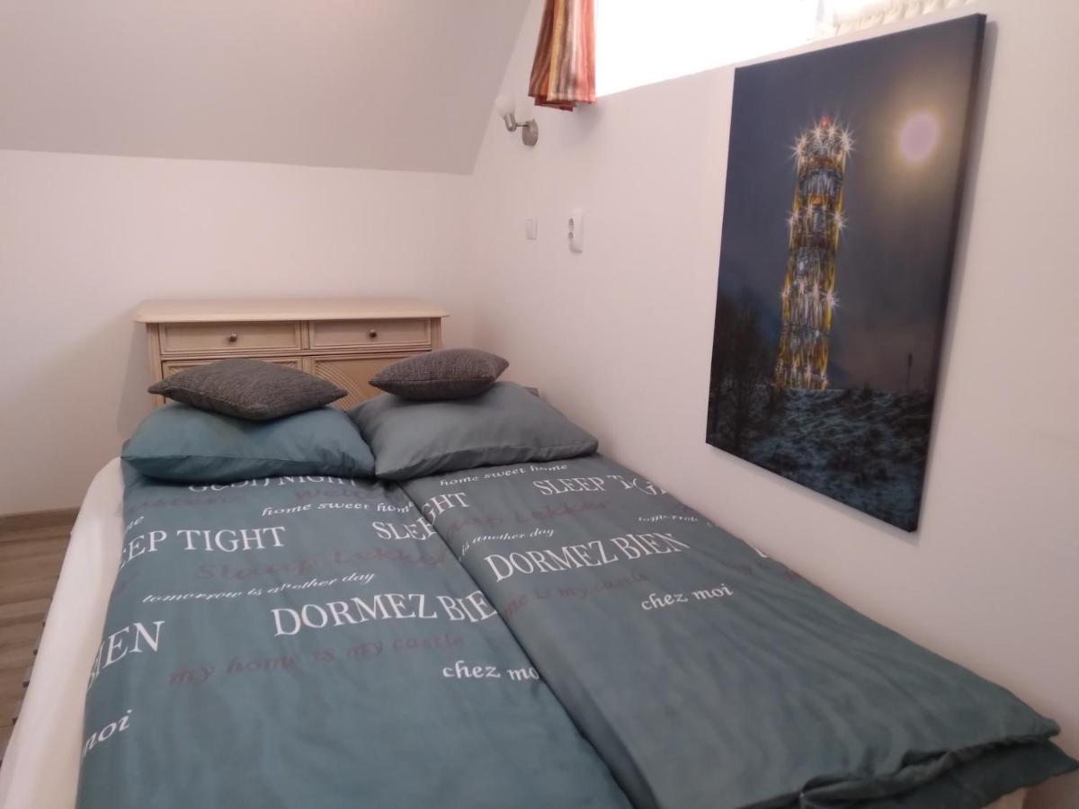 סובאטה Raza Soarelui Apartament De Lux מראה חיצוני תמונה