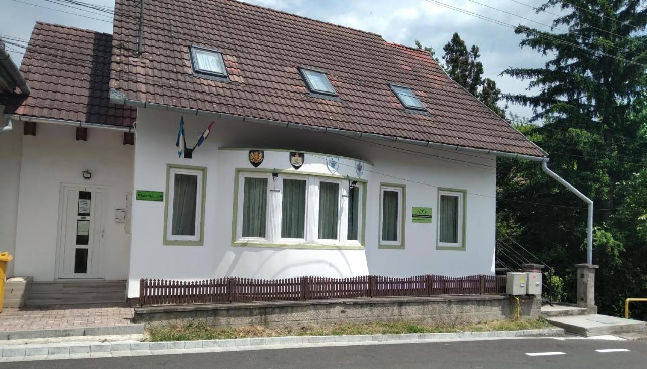 סובאטה Raza Soarelui Apartament De Lux מראה חיצוני תמונה